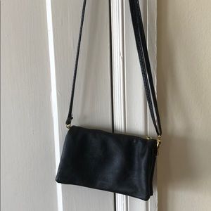 Crossbody purse